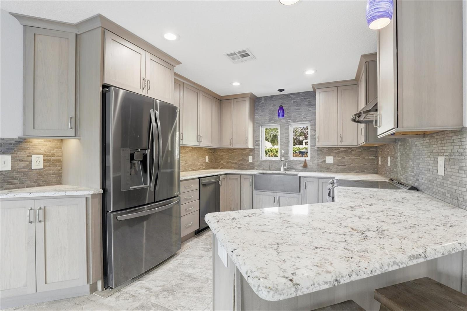 Image 15 of 61 For 302 Georgia Avenue