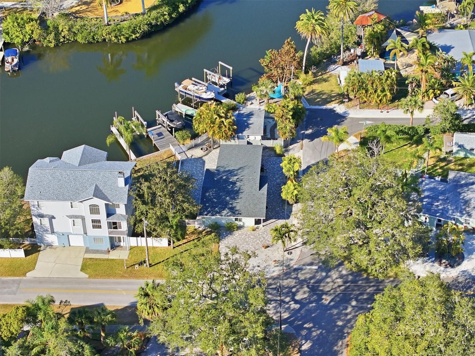 Image 4 of 61 For 302 Georgia Avenue