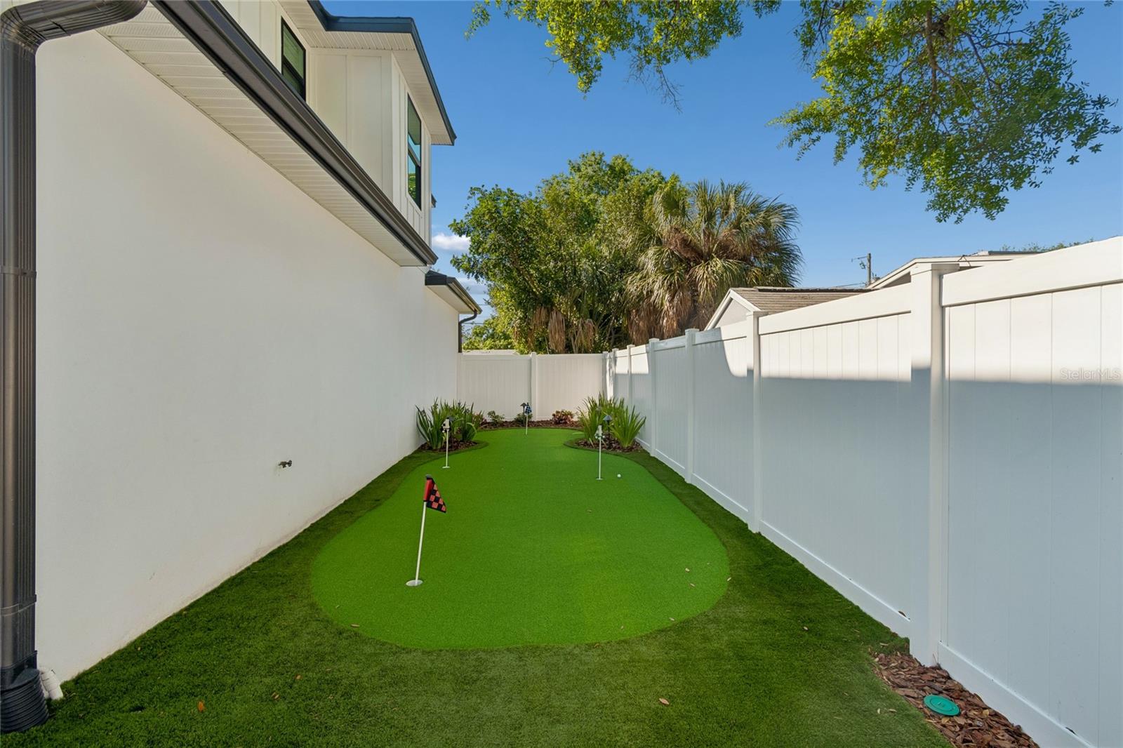 Image 26 of 27 For 3209 Rogers Avenue