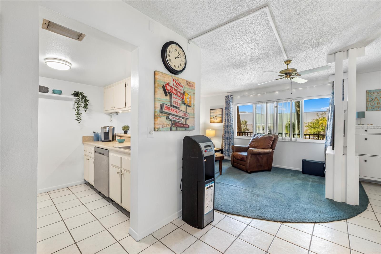 Image 10 of 40 For 2525 Bay Drive C21