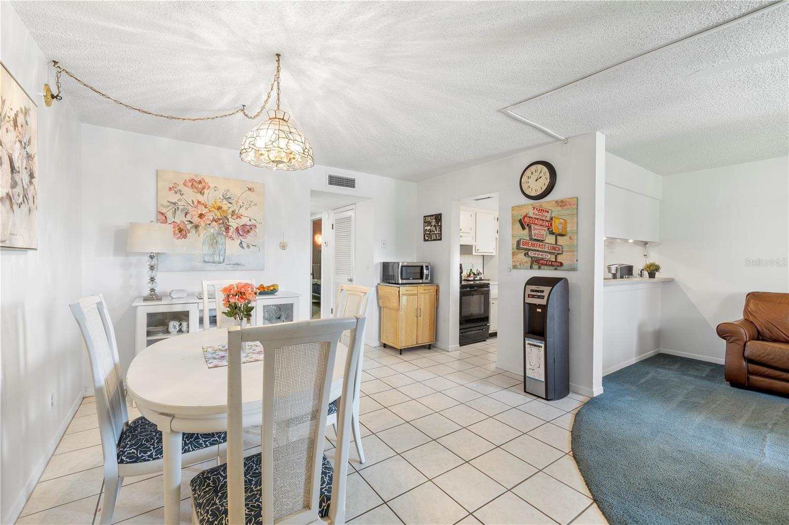 Image 13 of 40 For 2525 Bay Drive C21