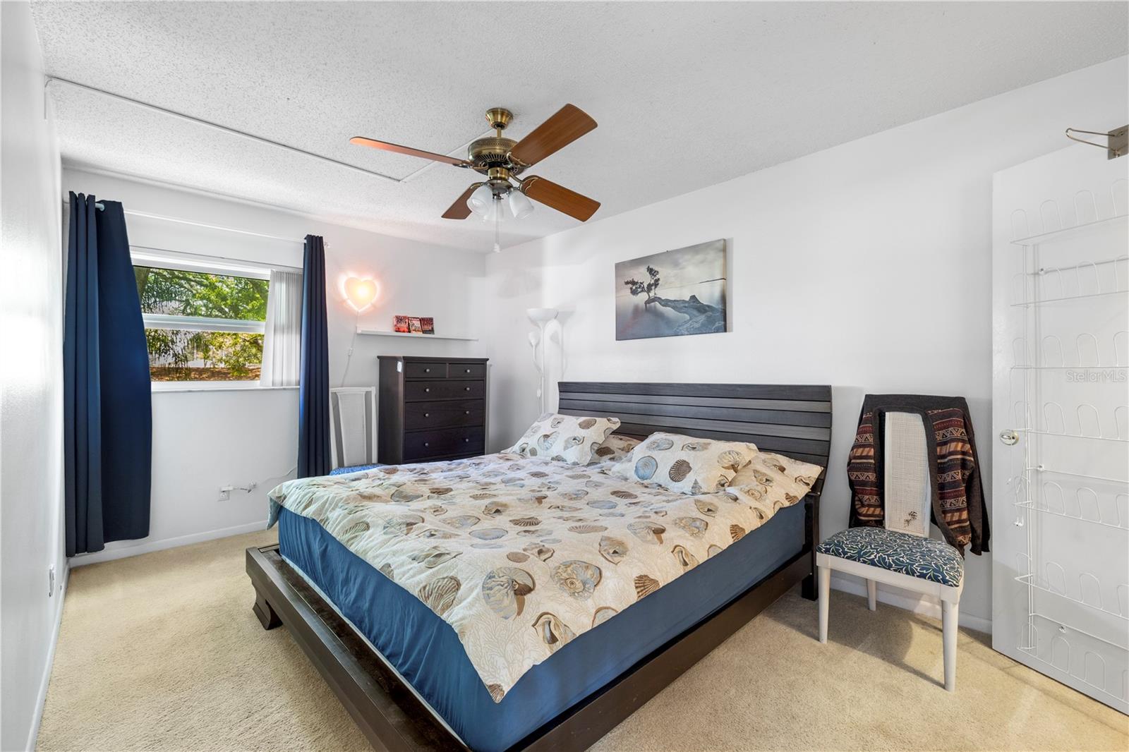 Image 19 of 40 For 2525 Bay Drive C21