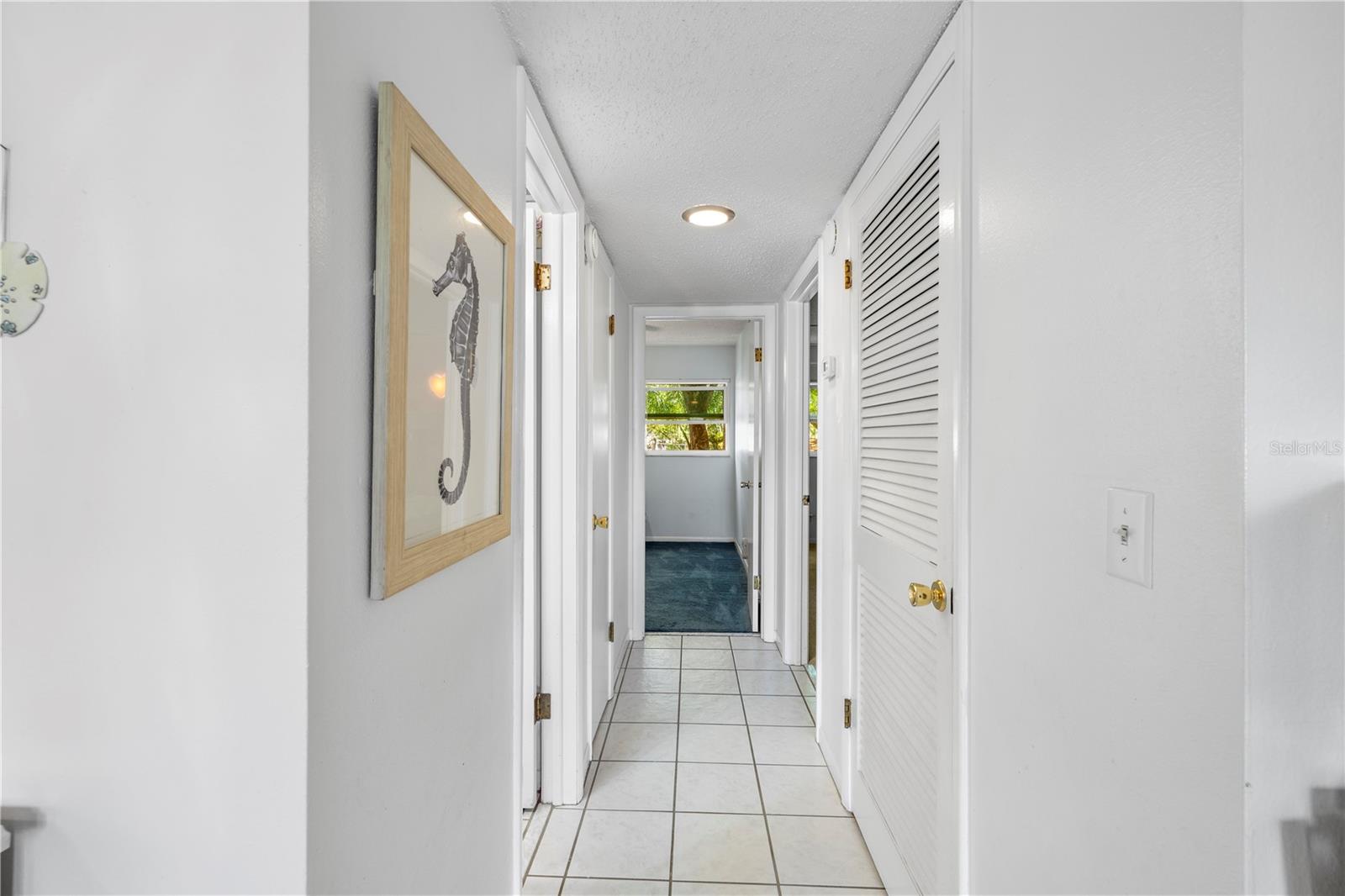 Image 25 of 40 For 2525 Bay Drive C21