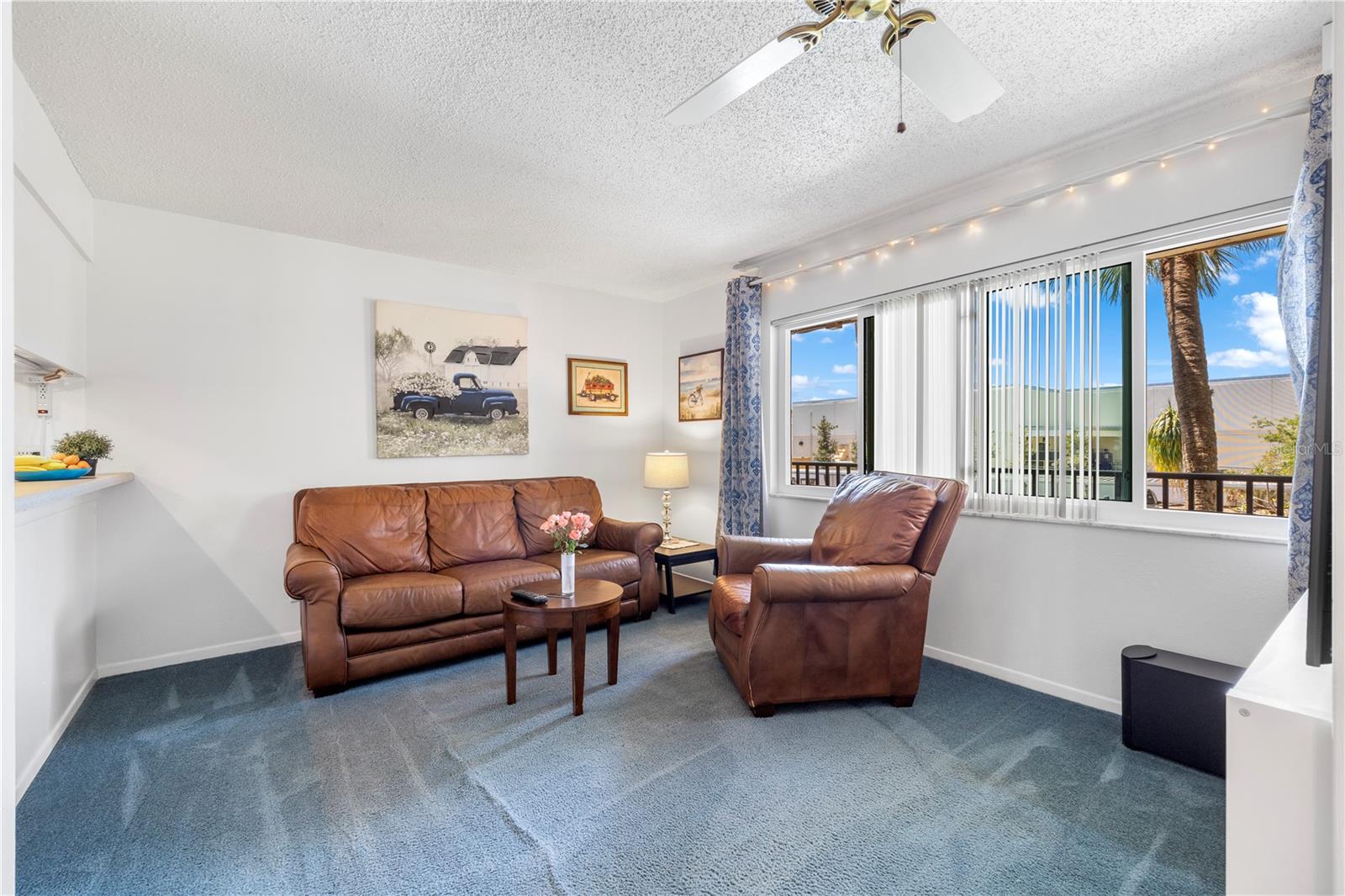 Image 7 of 40 For 2525 Bay Drive C21