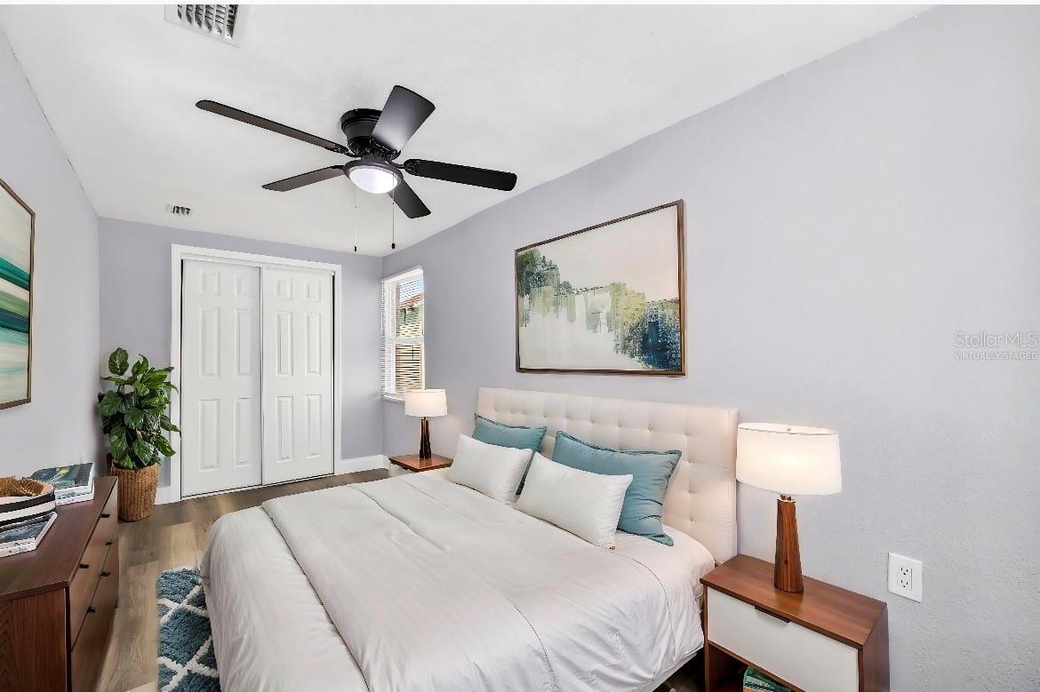 Listing photo id 7 for 6916 Orleans Avenue