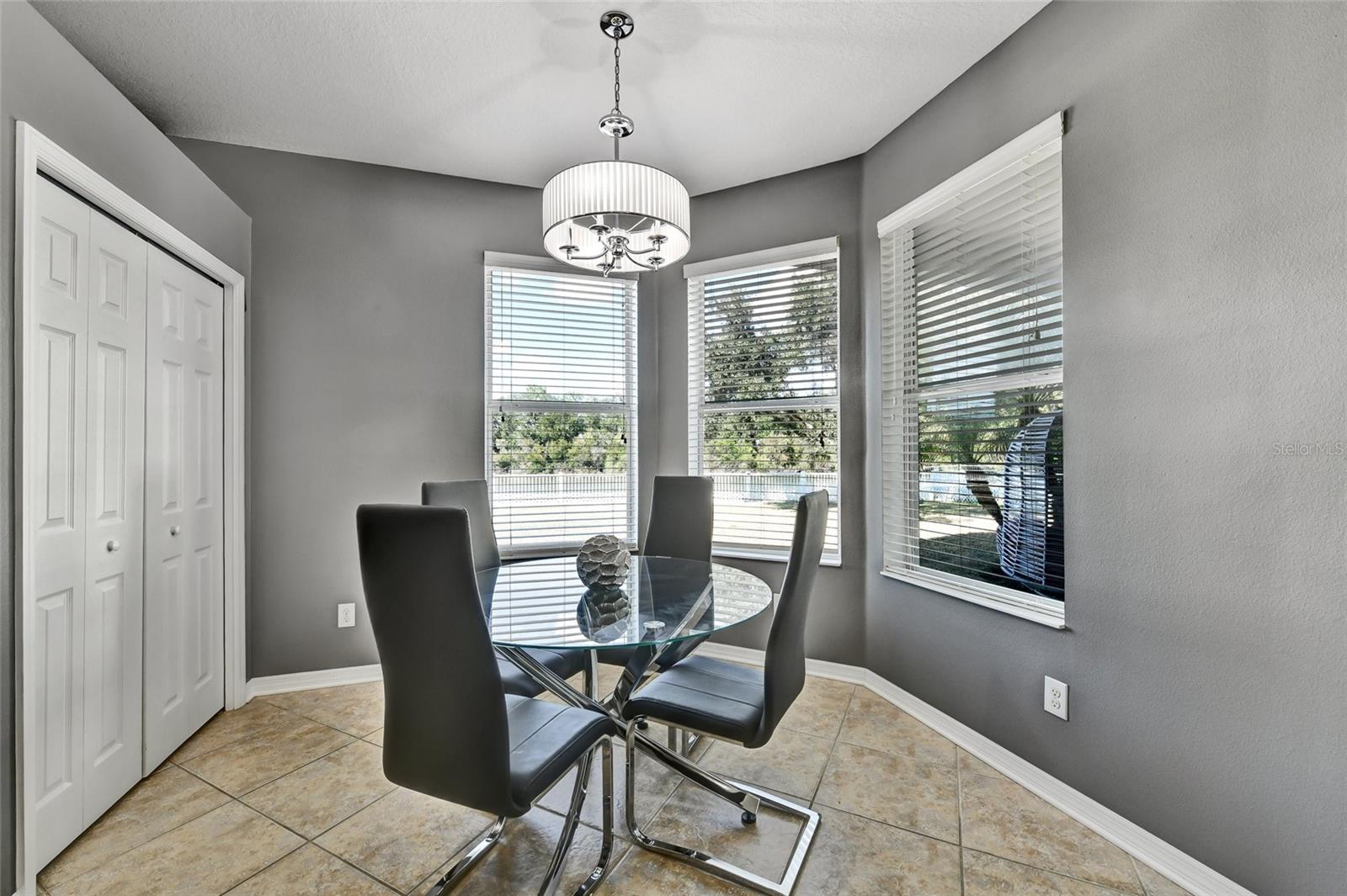 Image 10 of 40 For 7514 Forest Mere Drive