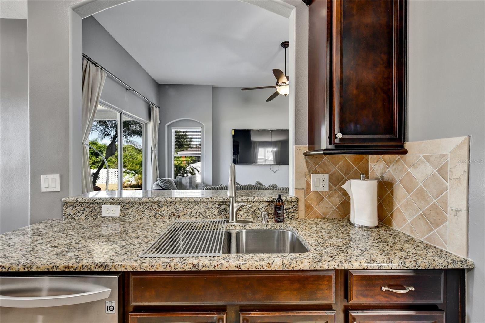 Image 14 of 40 For 7514 Forest Mere Drive