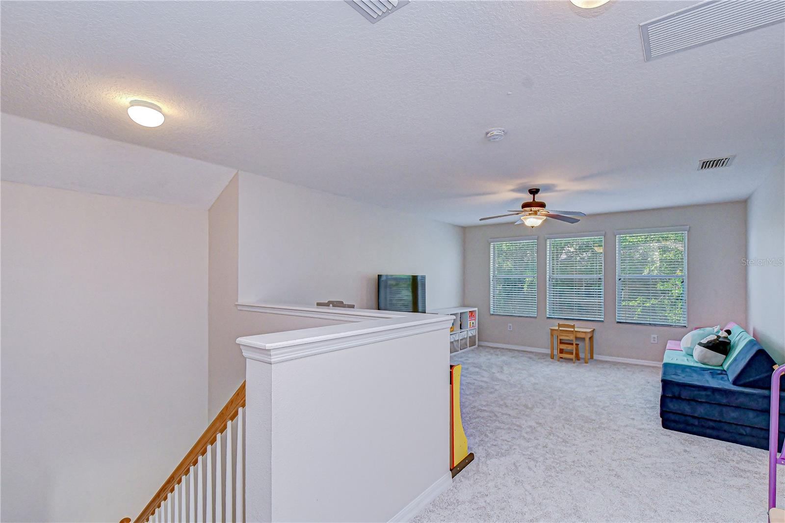 Image 20 of 38 For 15827 Starling Water Drive