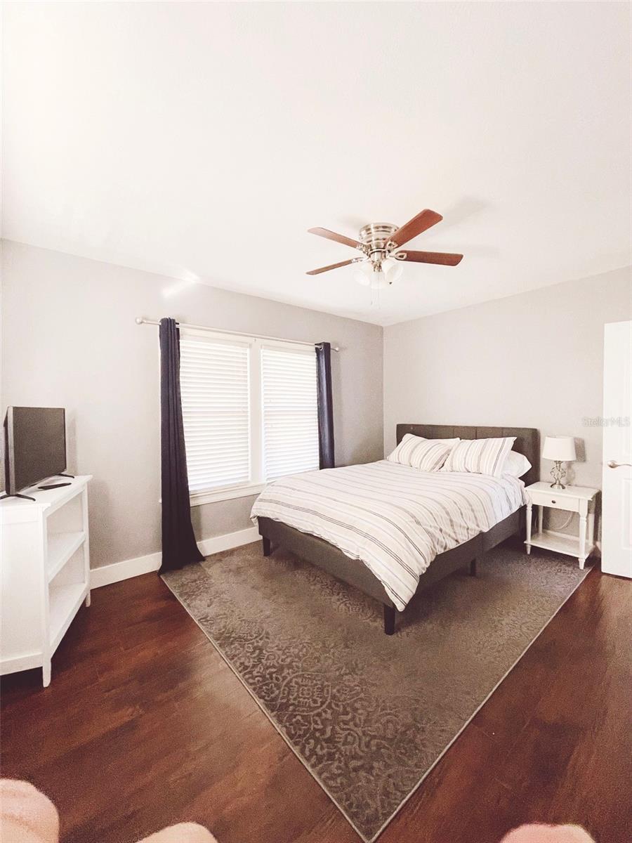 Image 13 of 16 For 4120 2nd Avenue S