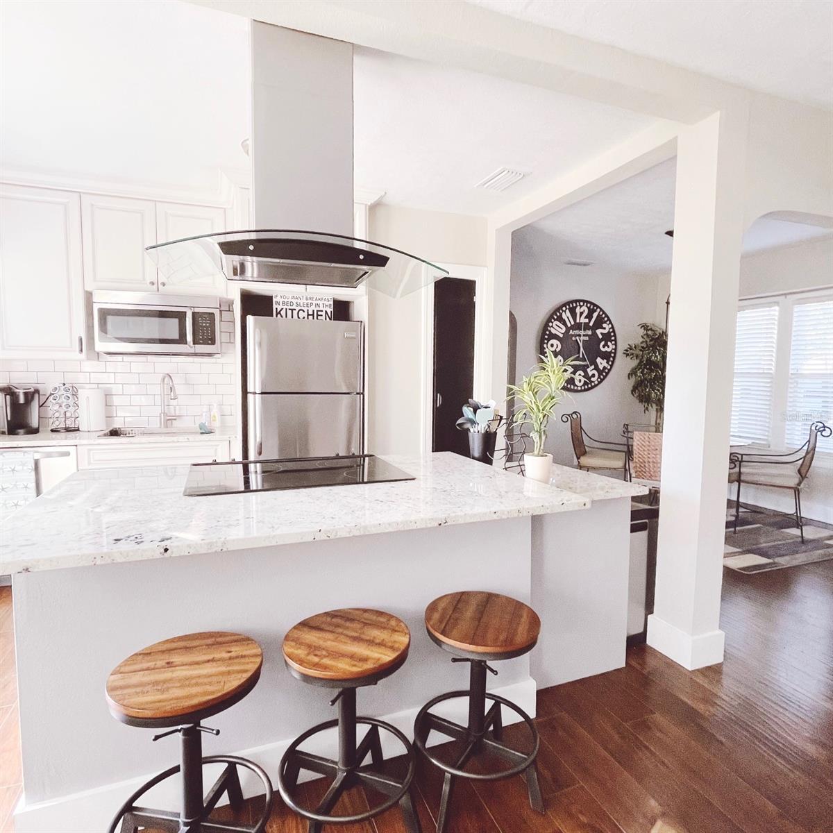 Image 4 of 16 For 4120 2nd Avenue S