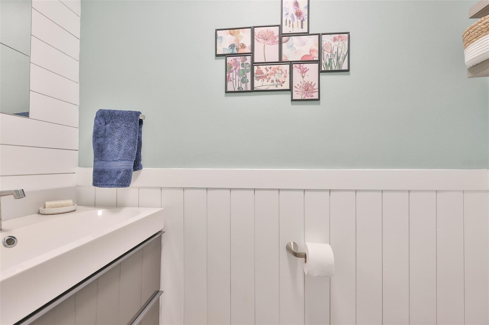 Image 22 of 37 For 1279 86th Avenue N