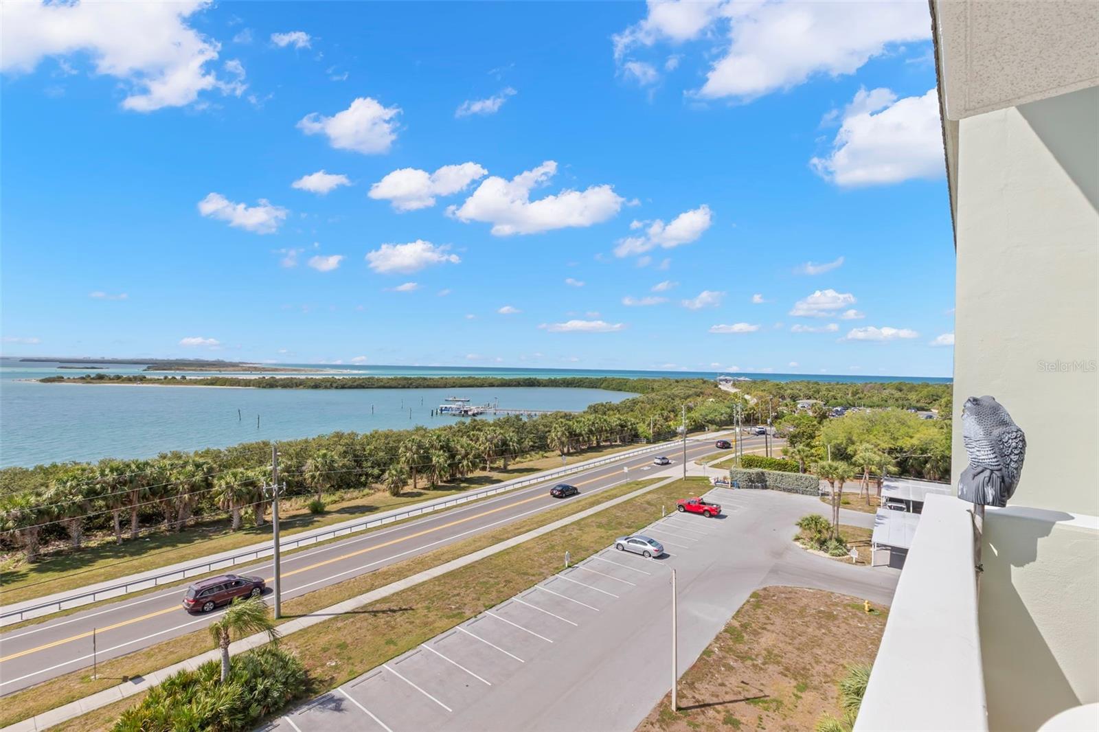 Image 15 of 44 For 9 Forbes Place 707