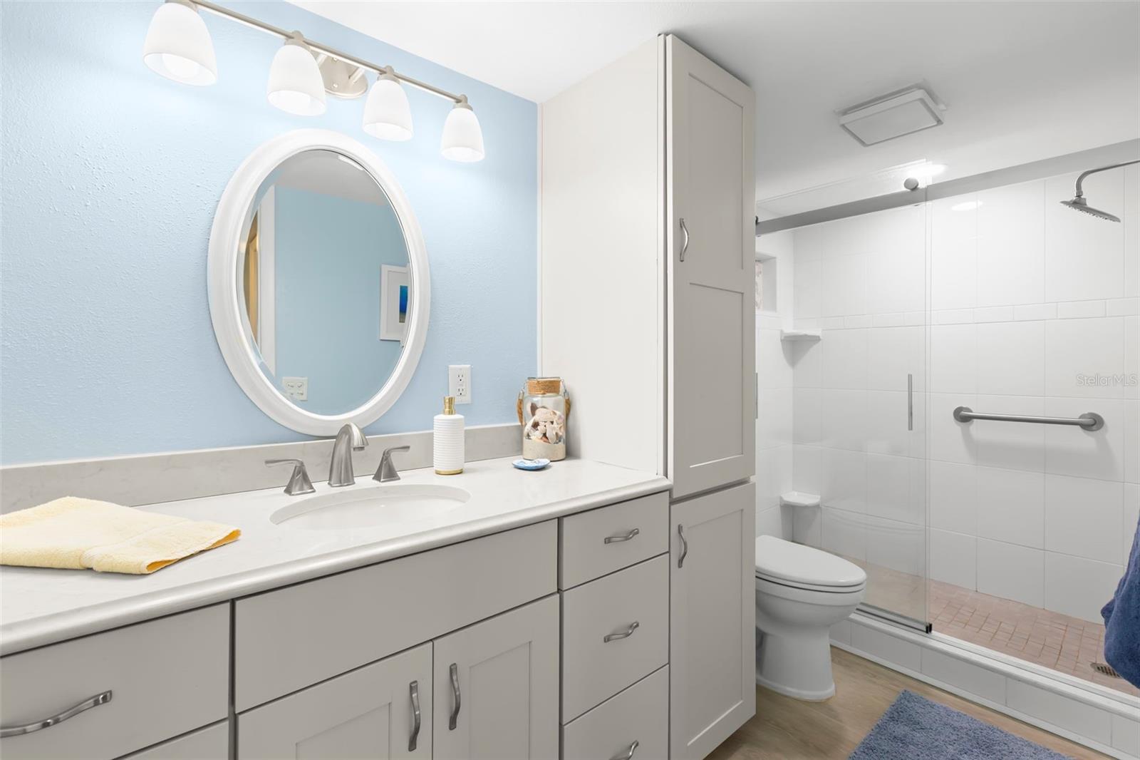 Image 27 of 44 For 9 Forbes Place 707