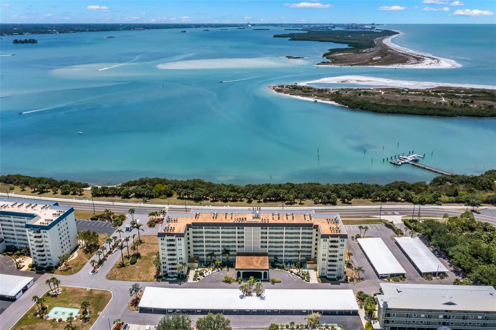 Image 30 of 44 For 9 Forbes Place 707