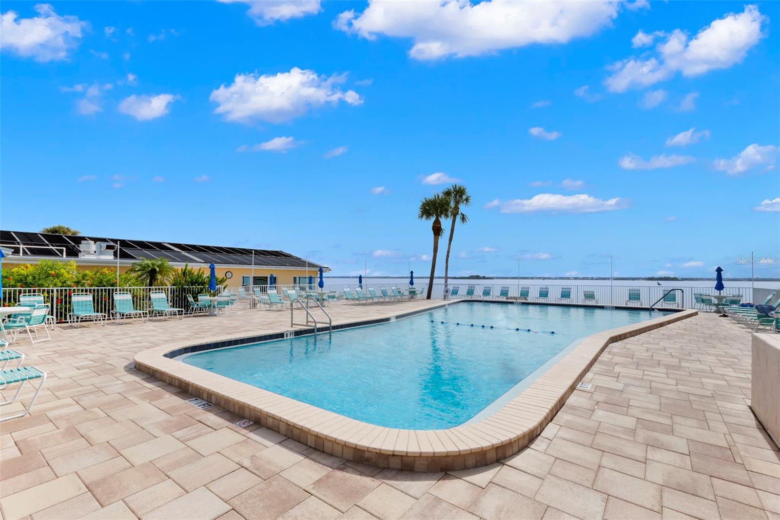 Image 38 of 44 For 9 Forbes Place 707