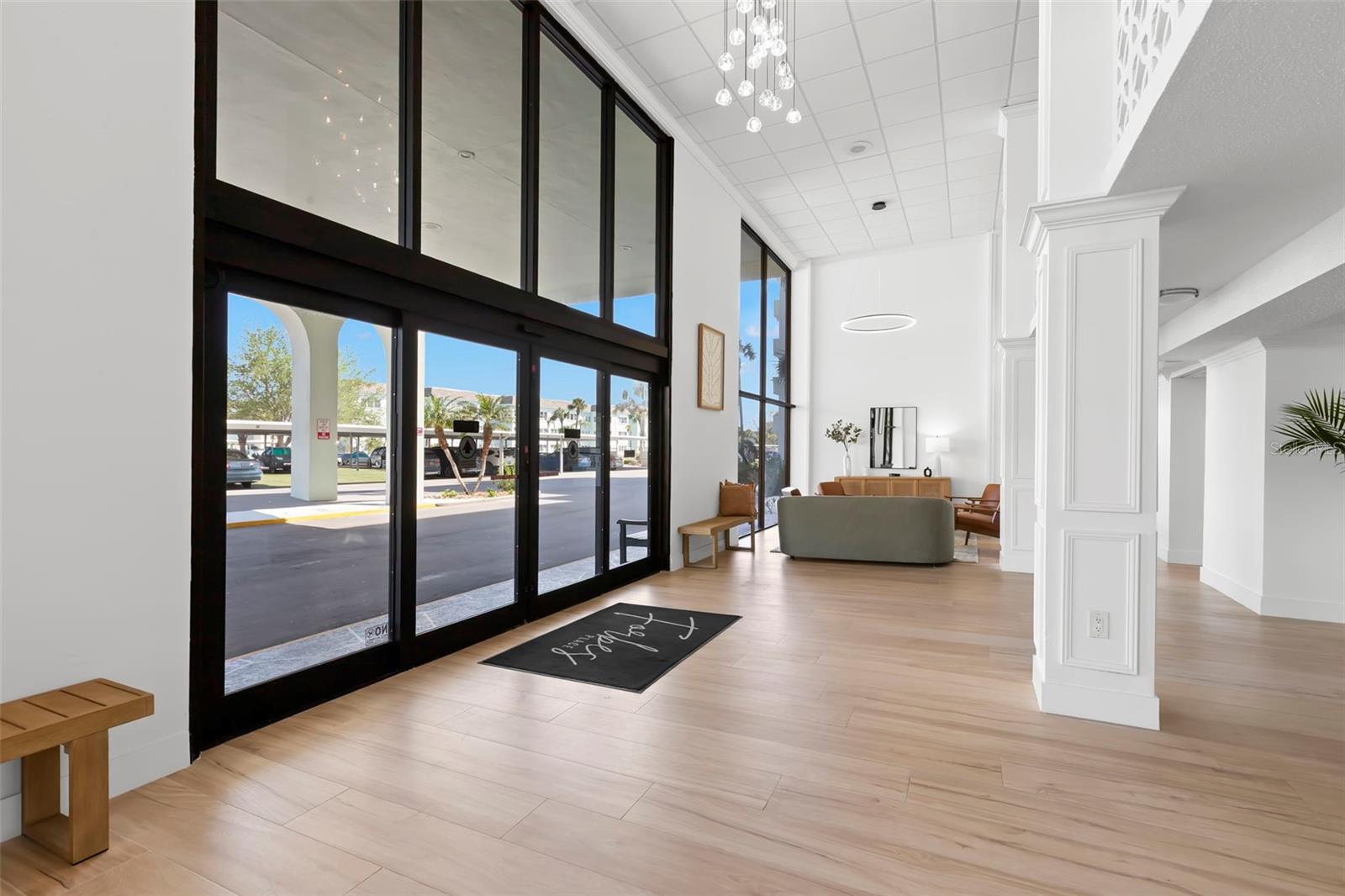 Image 5 of 44 For 9 Forbes Place 707