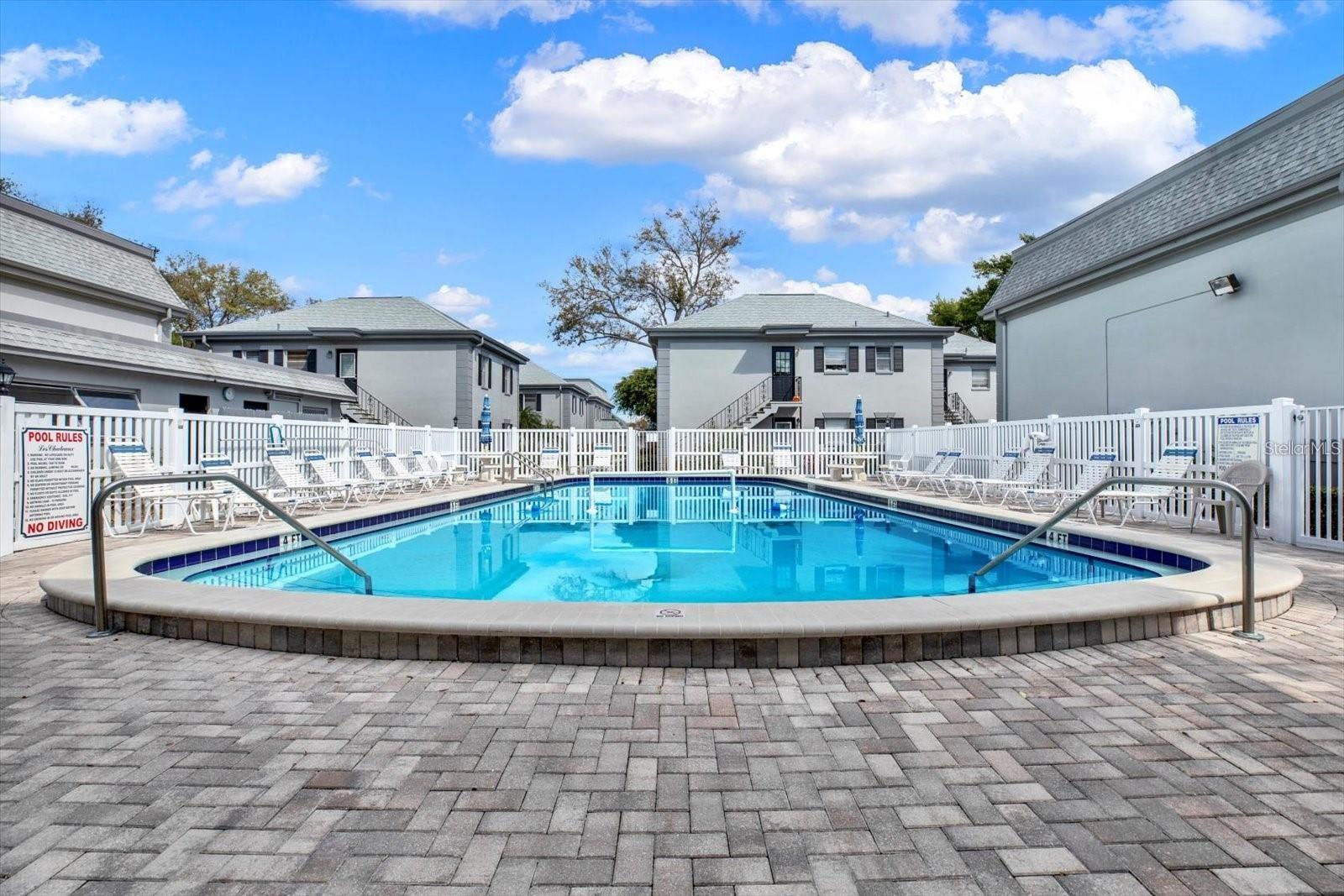 Image 16 of 23 For 6990 Place De La Paix  2b