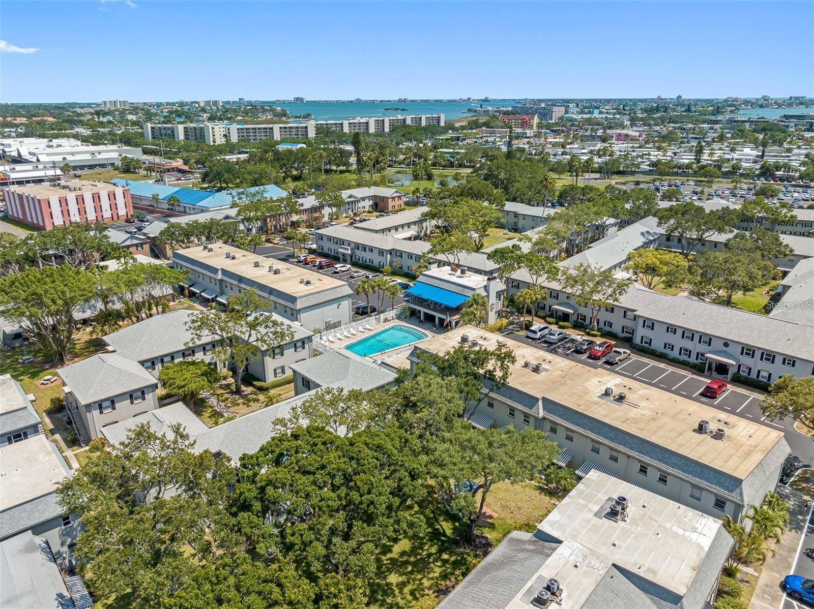 Image 19 of 23 For 6990 Place De La Paix  2b