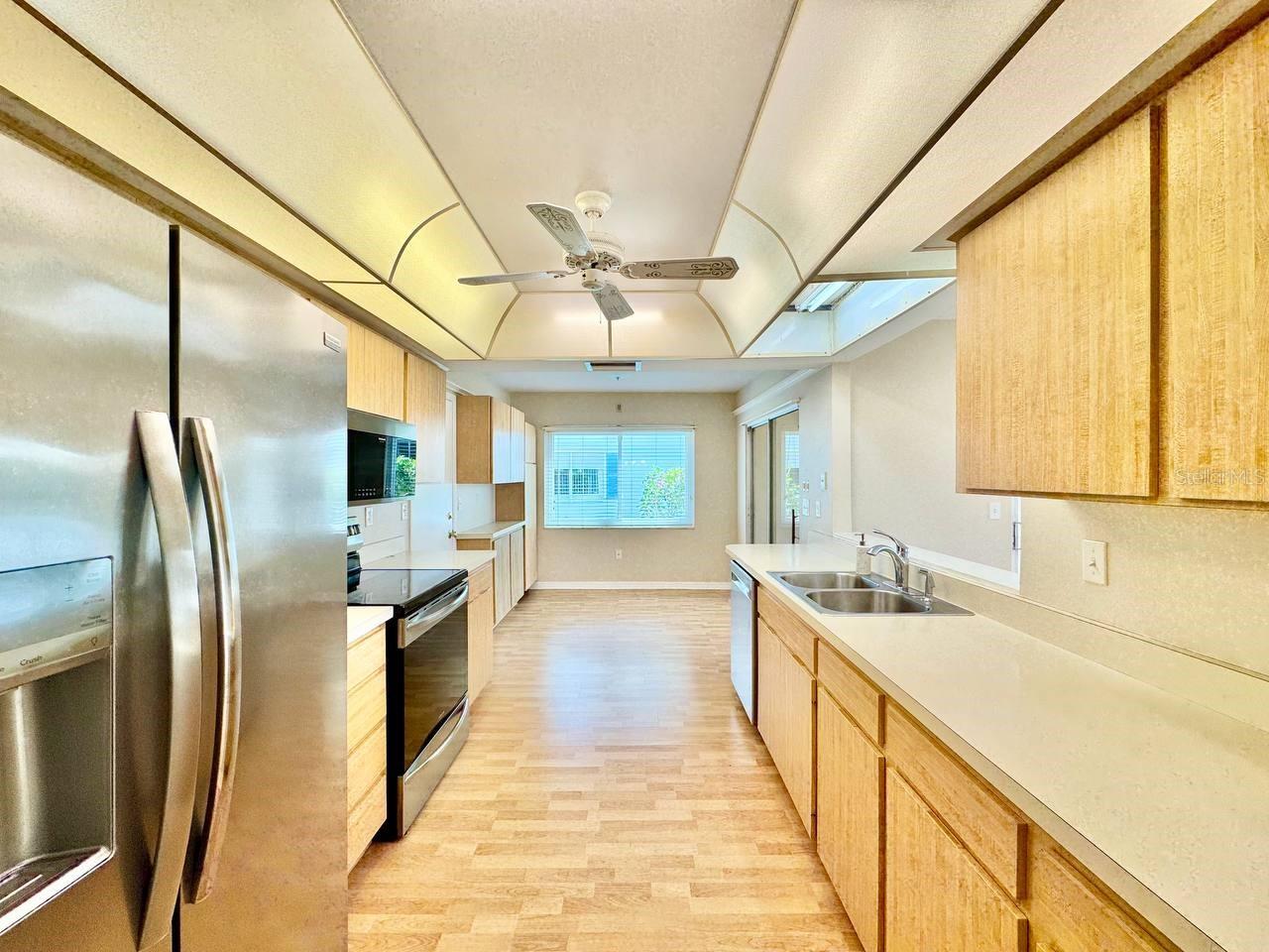 Image 22 of 40 For 3490 Mainlands Boulevard S