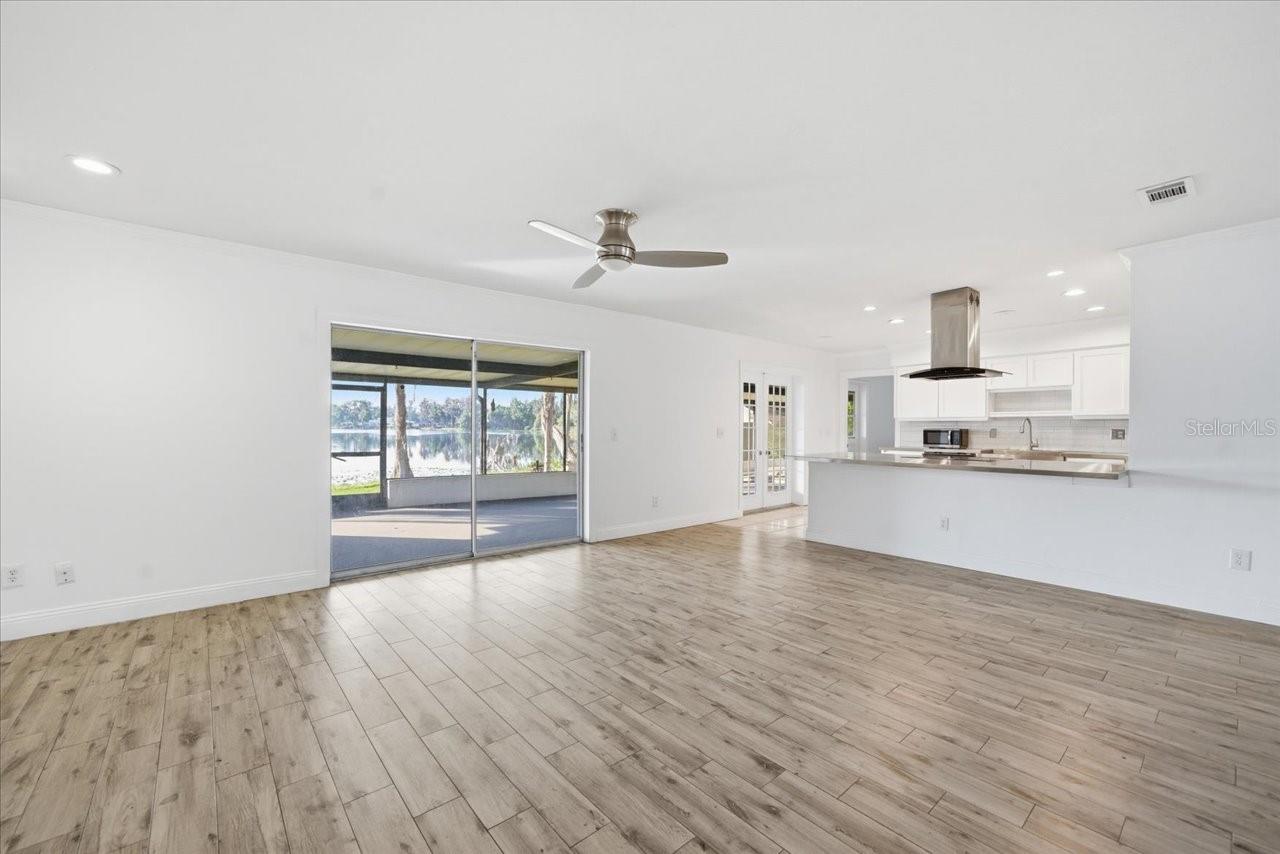 Image 12 of 33 For 700 Druid Way