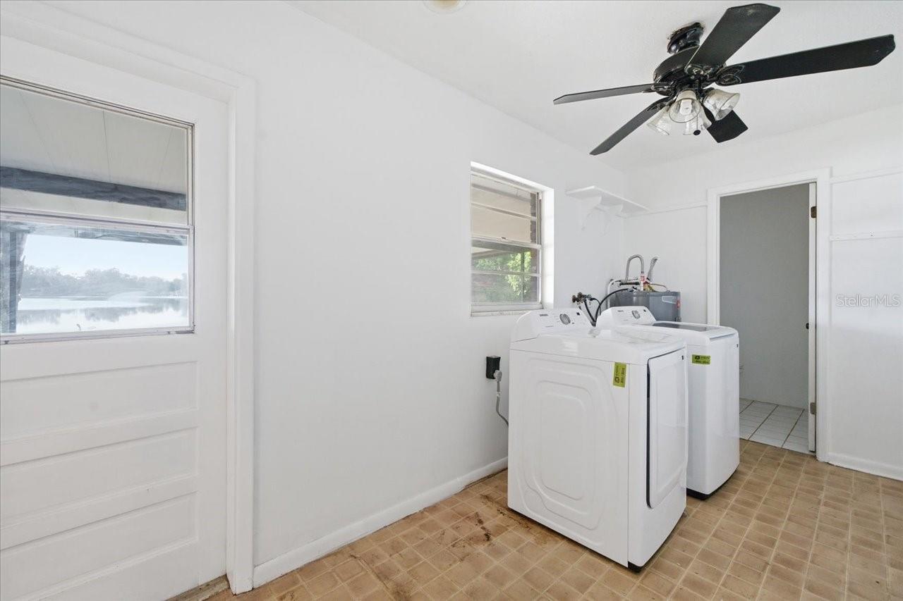 Image 24 of 33 For 700 Druid Way