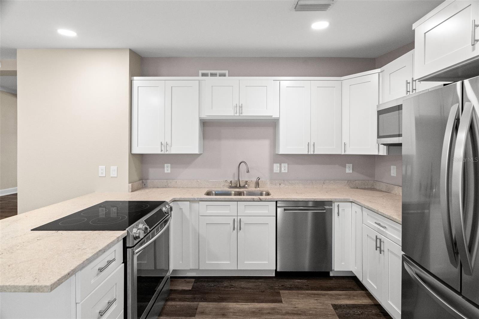 Image 11 of 37 For 5514 16th Avenue S