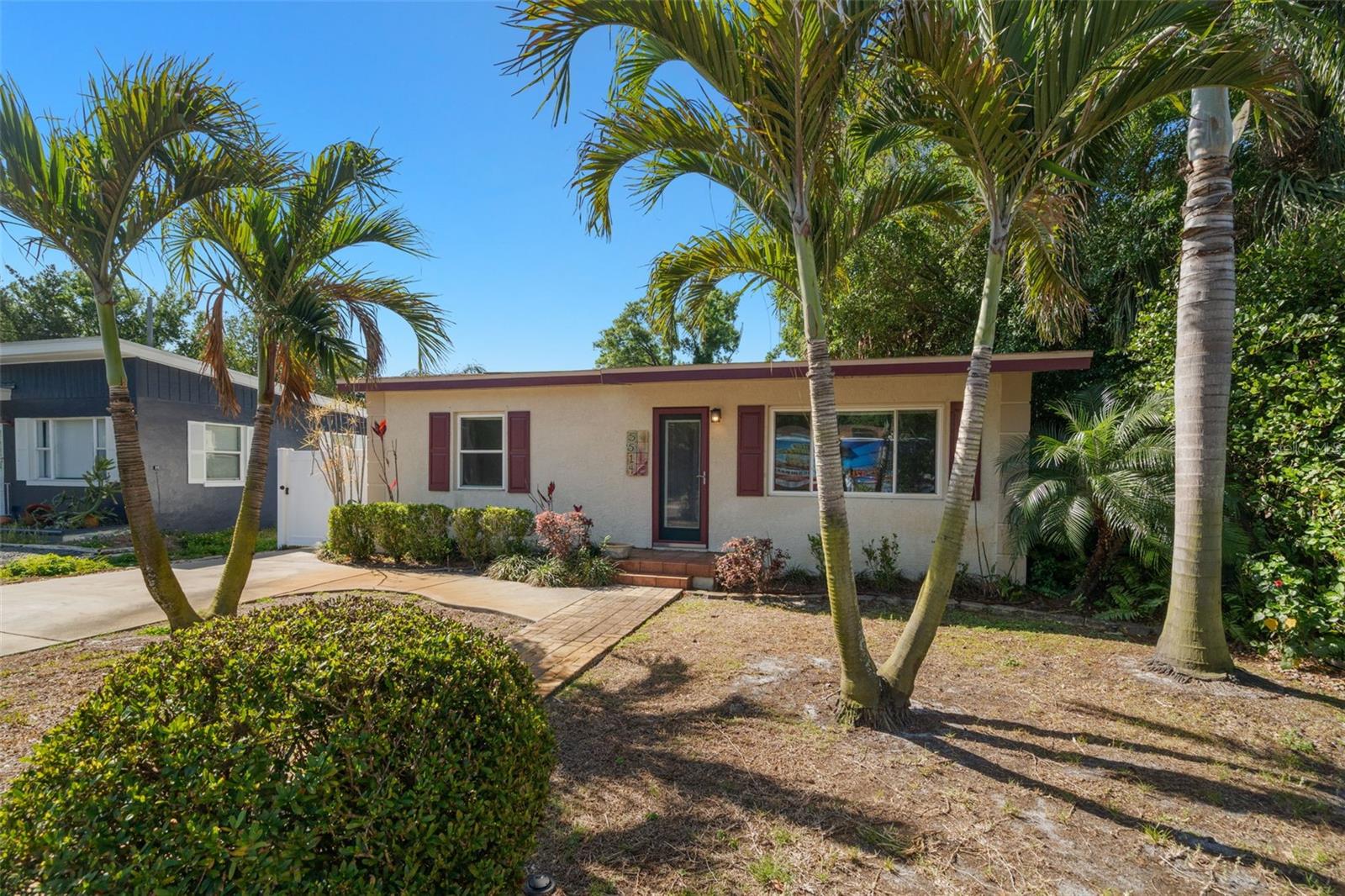 Image 3 of 37 For 5514 16th Avenue S