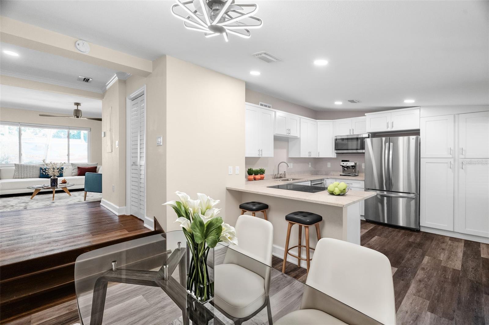 Image 8 of 37 For 5514 16th Avenue S