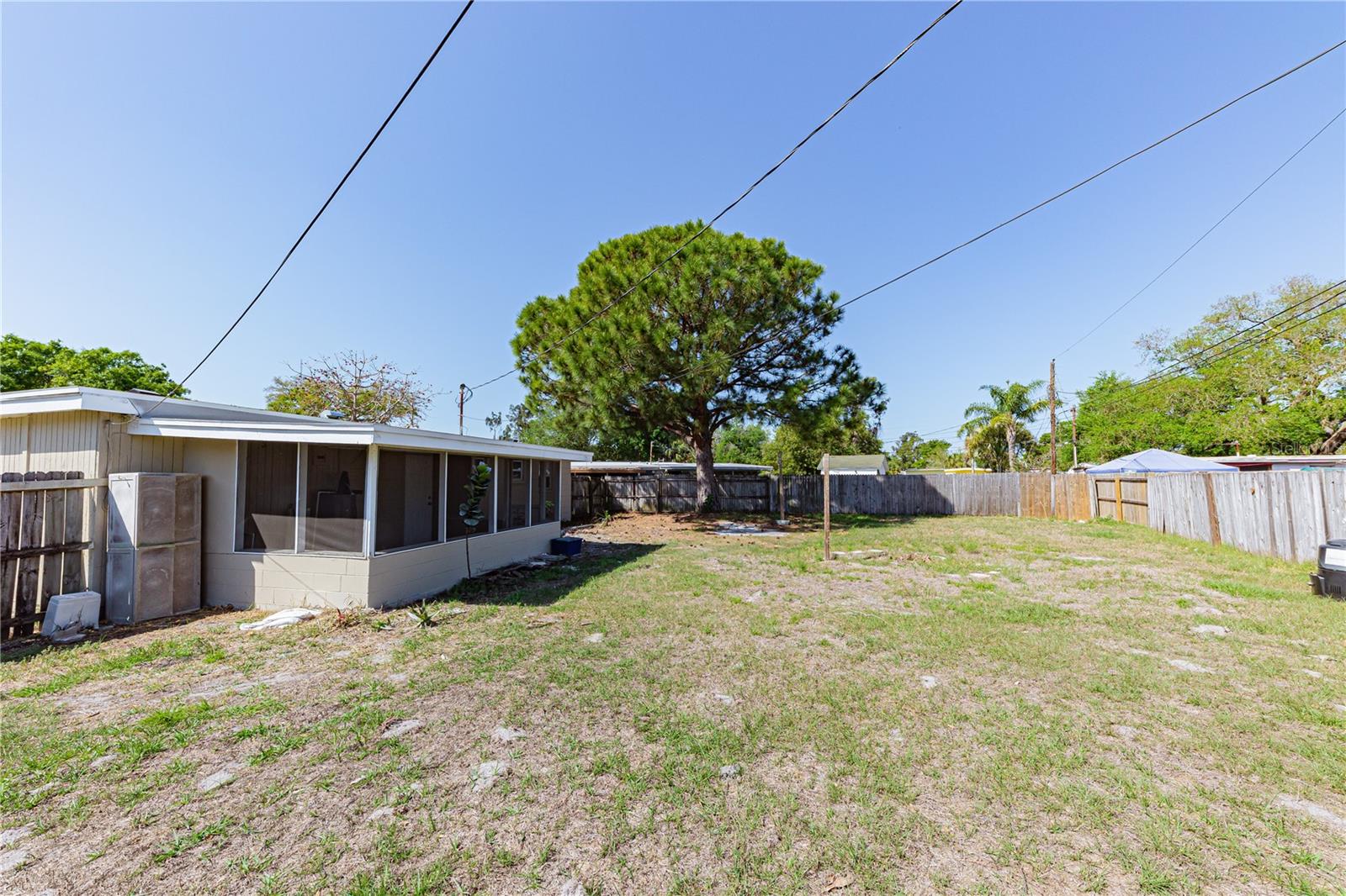 Image 11 of 43 For 8717 91st Terrace