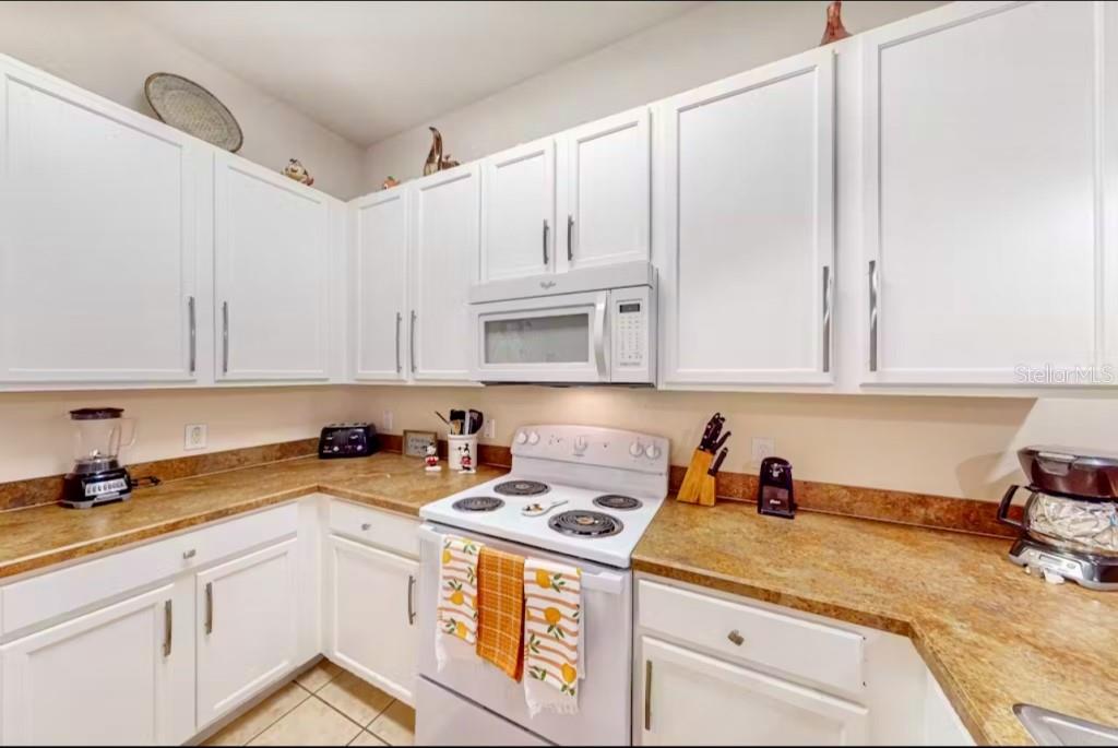 Image 42 of 50 For 515 Rum Run 33303