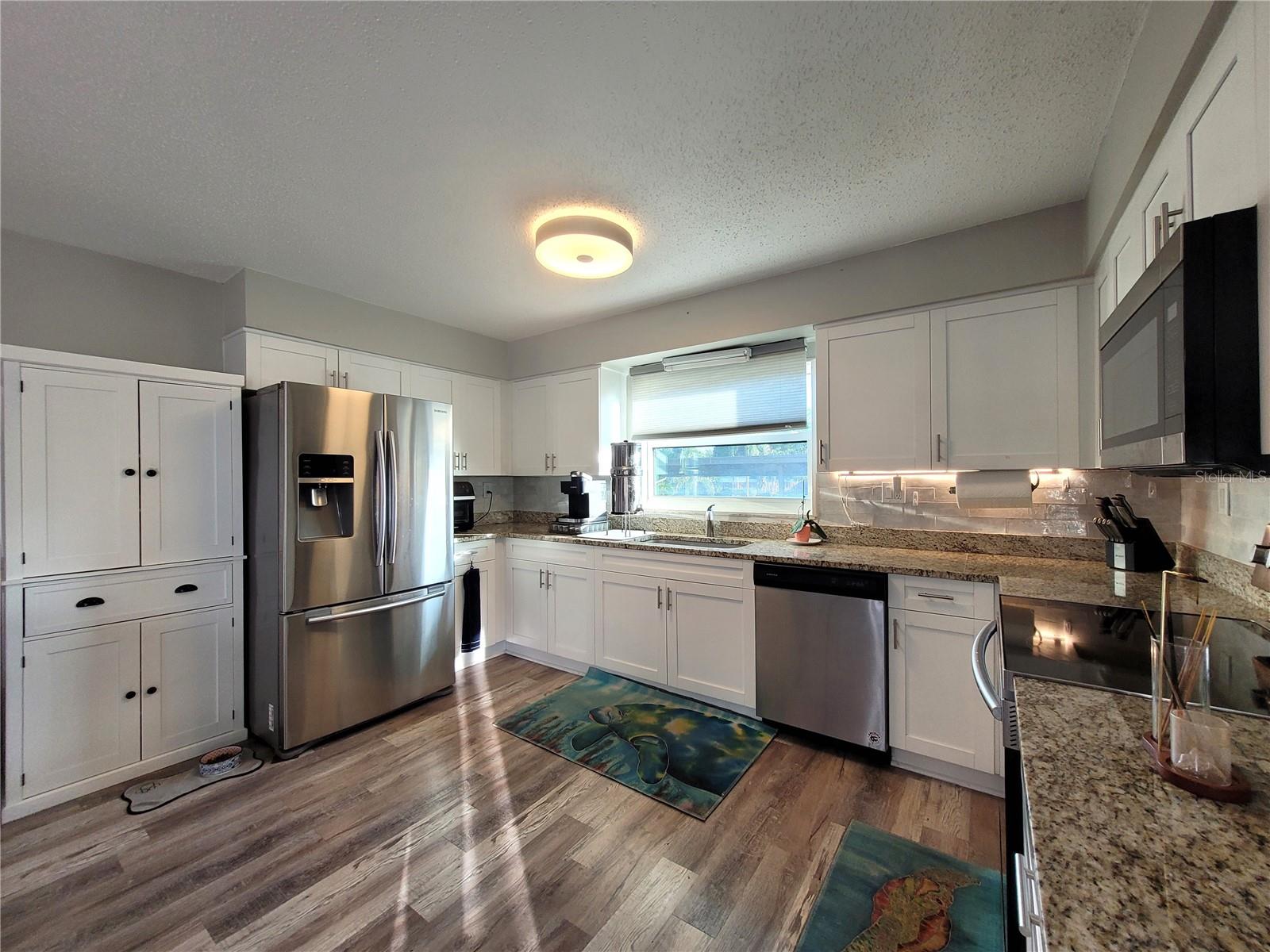 Image 16 of 52 For 14521 Catalina Circle