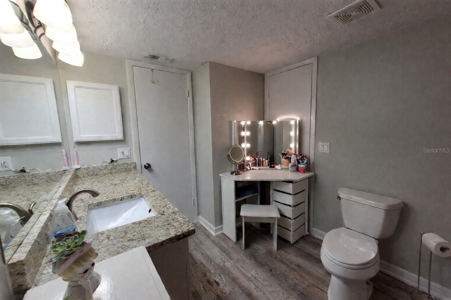 Image 29 of 52 For 14521 Catalina Circle