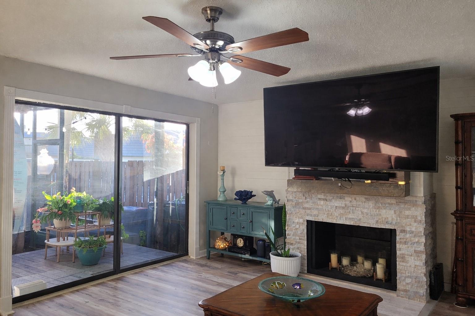 Image 9 of 52 For 14521 Catalina Circle