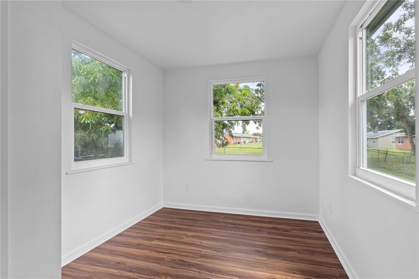 Image 5 of 10 For 2314 Osprey Avenue