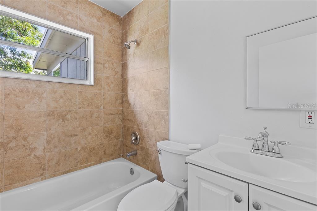 Image 9 of 10 For 2314 Osprey Avenue