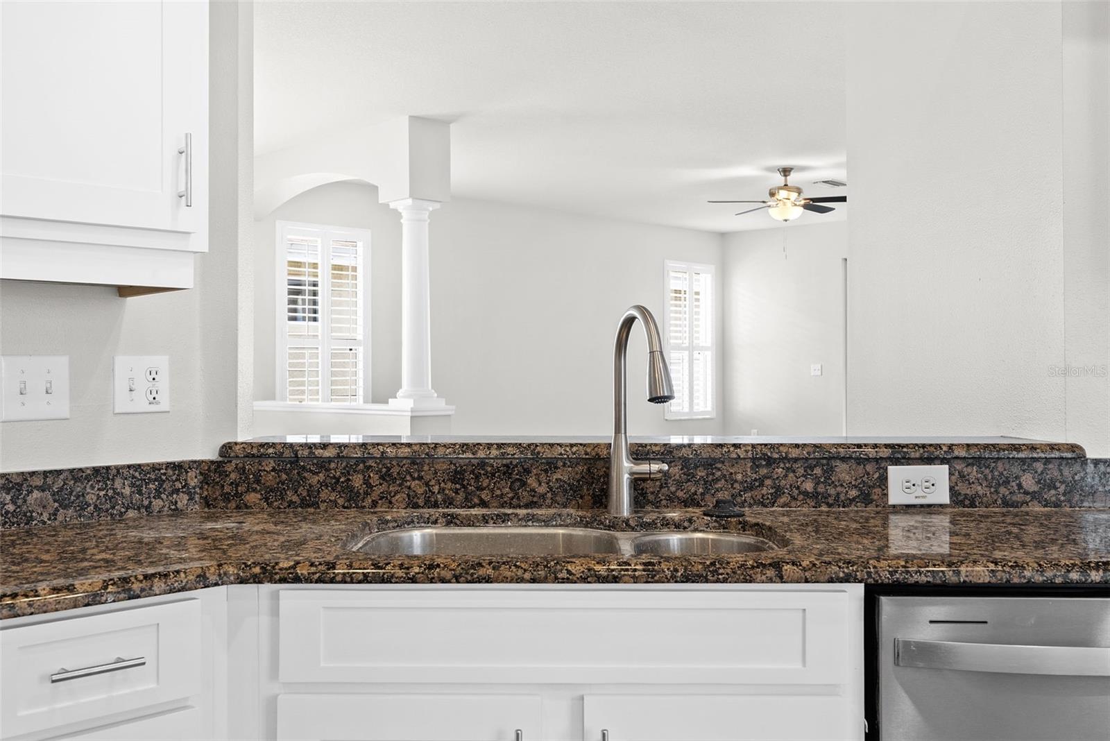 Image 11 of 46 For 5015 Sky Blue Drive