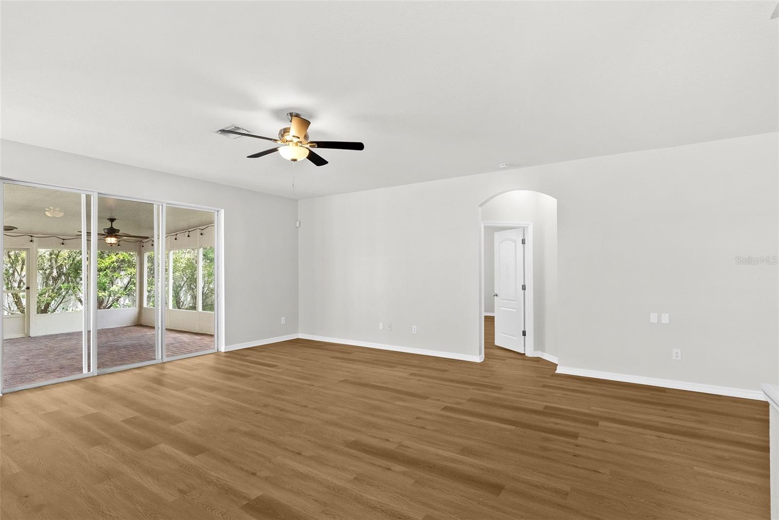 Image 23 of 46 For 5015 Sky Blue Drive