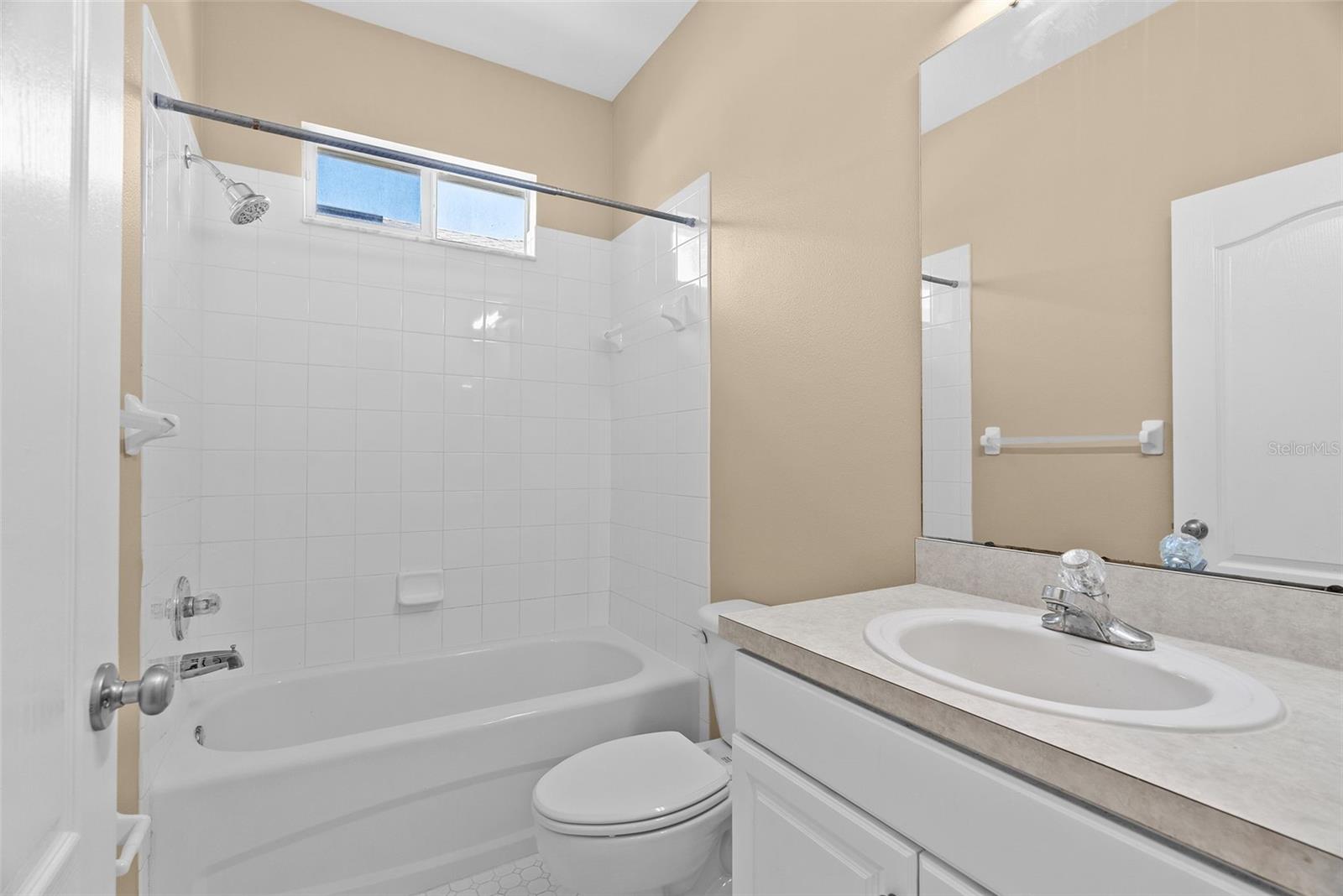 Image 35 of 46 For 5015 Sky Blue Drive