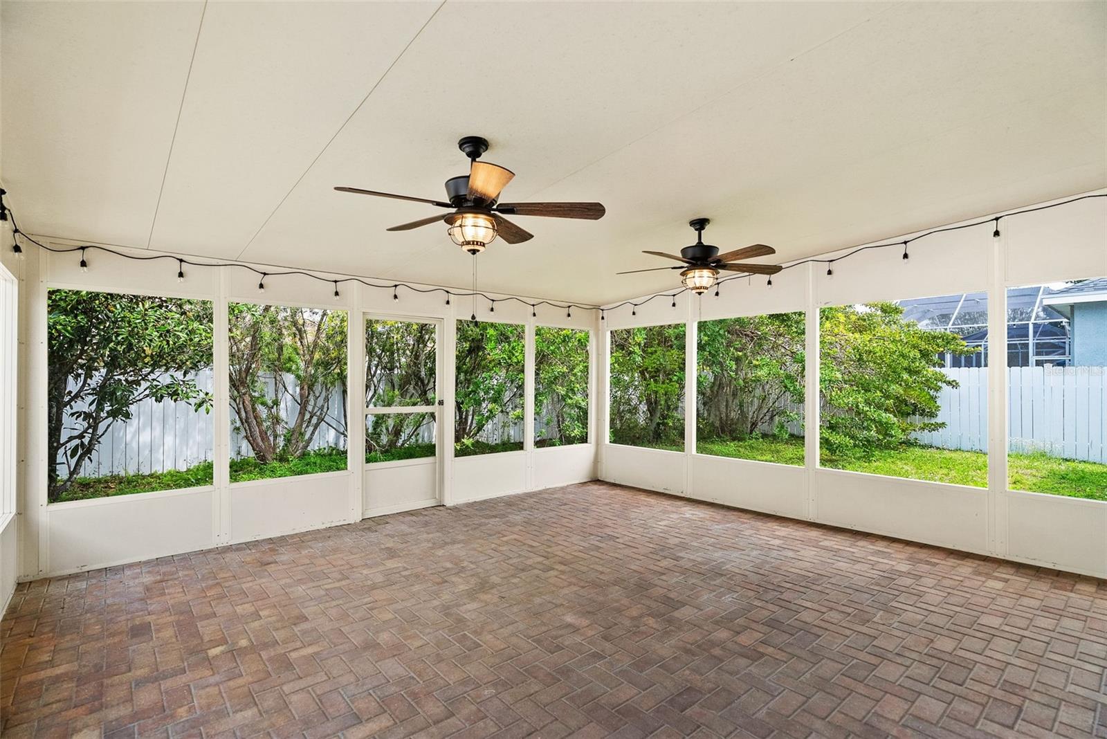 Image 37 of 46 For 5015 Sky Blue Drive