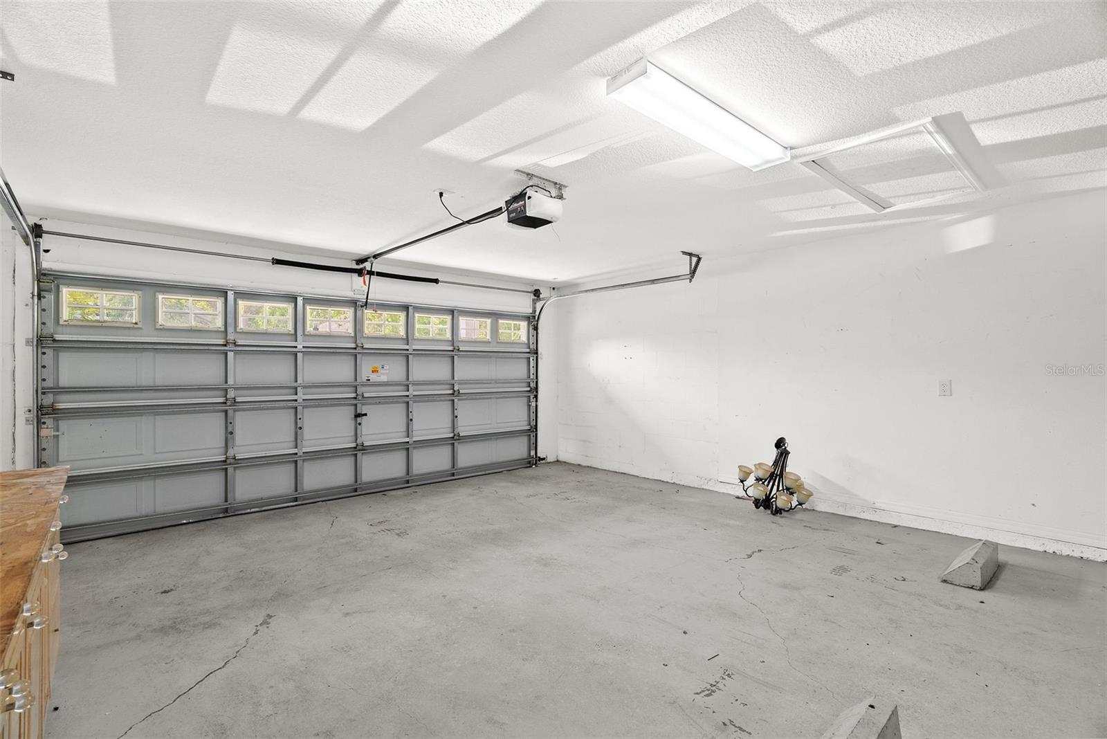 Image 41 of 46 For 5015 Sky Blue Drive