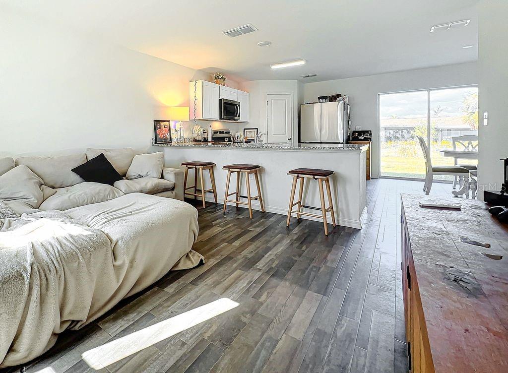 Image 3 of 22 For 17209 Sabrina Circle