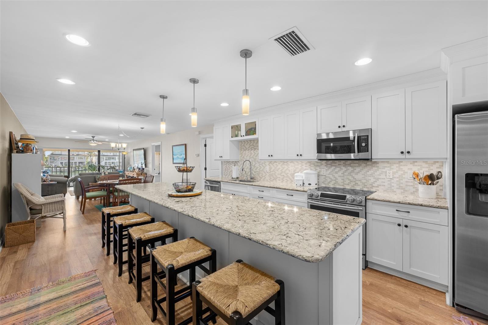 Image 3 of 46 For 4750 Brittany Drive S 126