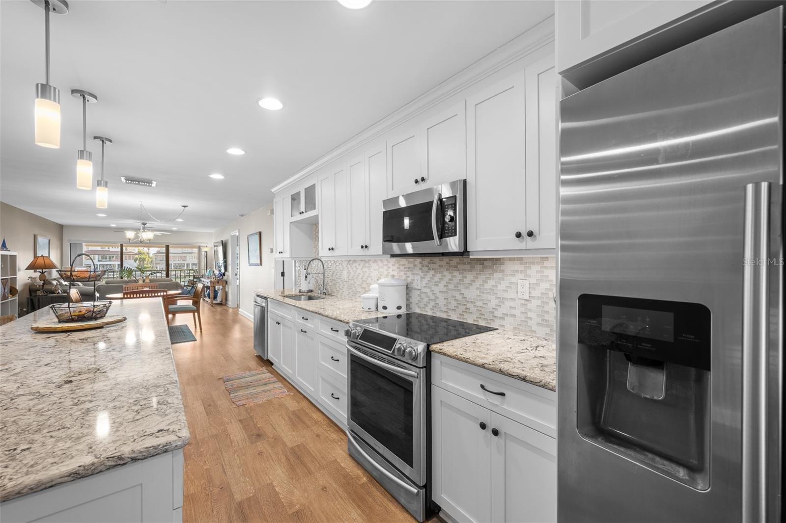 Image 6 of 46 For 4750 Brittany Drive S 126