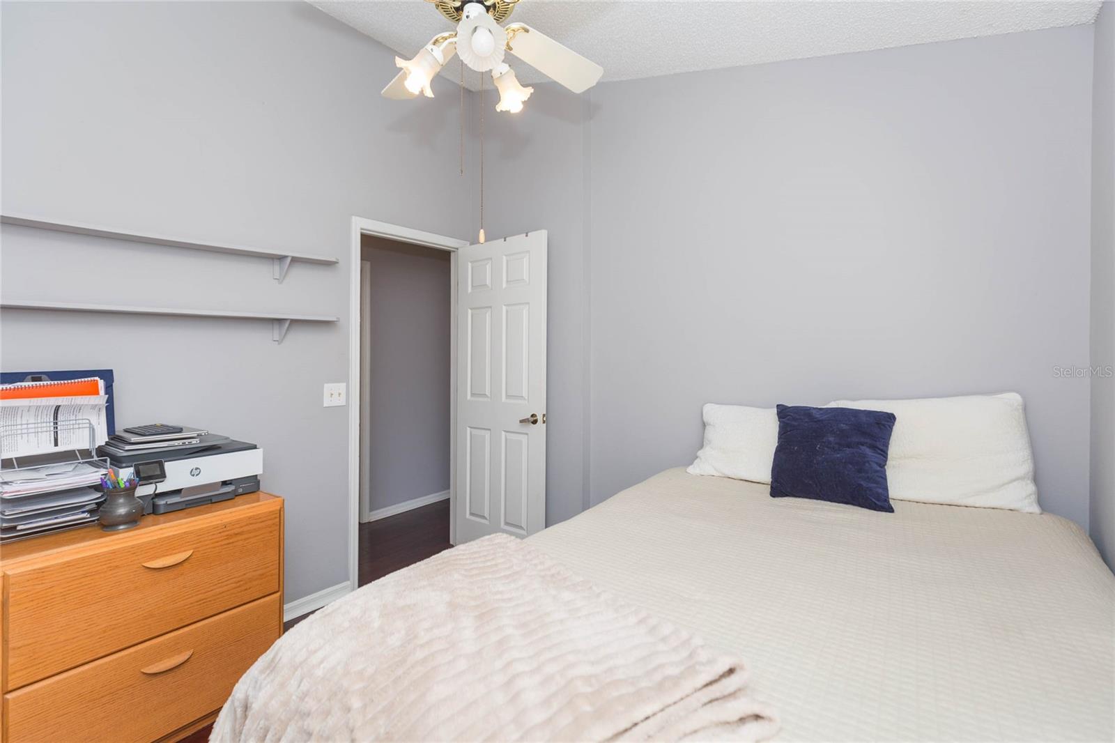 Listing photo id 31 for 9313 Rockrose Drive