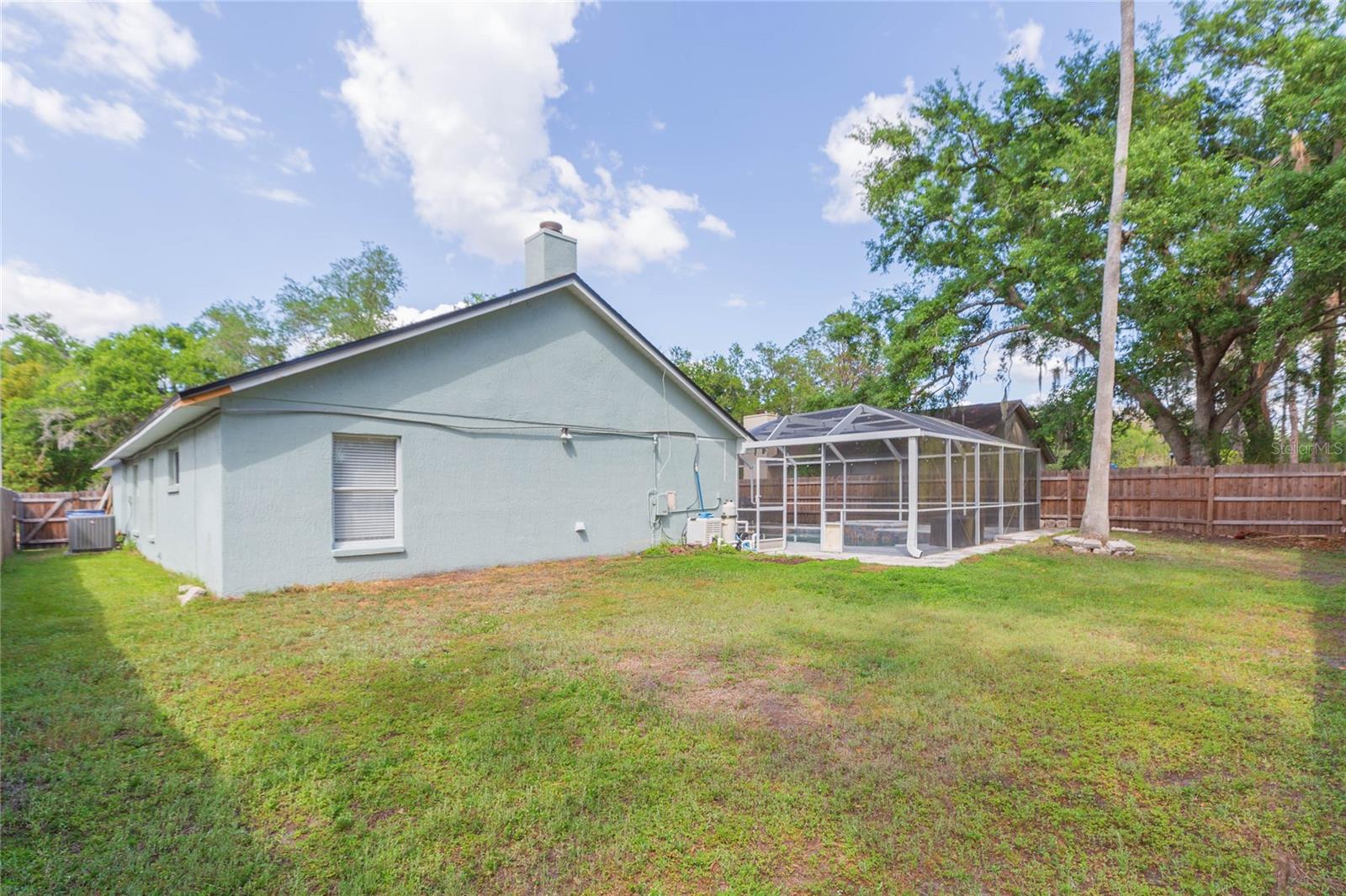 Listing photo id 43 for 9313 Rockrose Drive