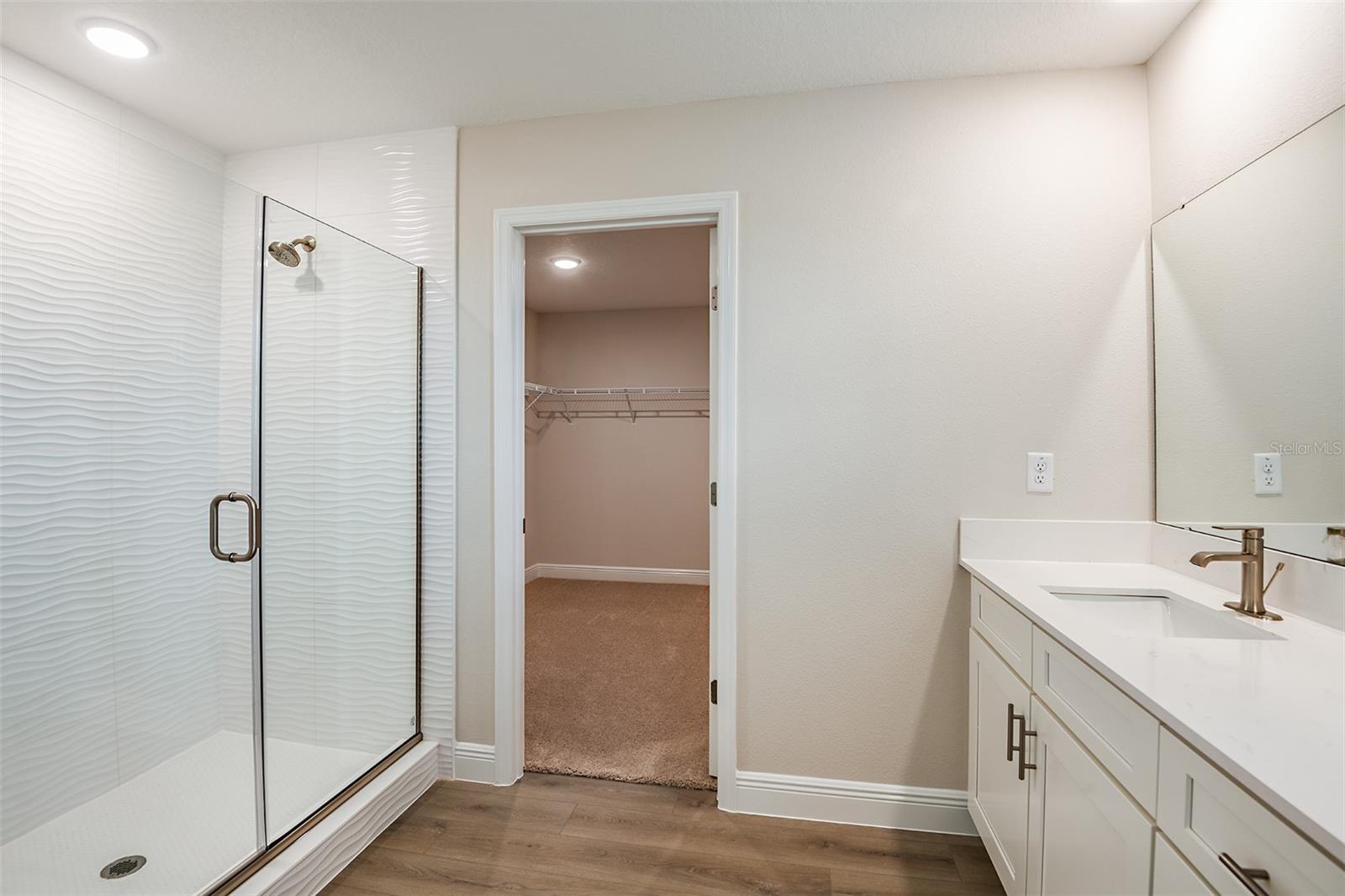 Image 23 of 31 For 9936 Annunciation Drive