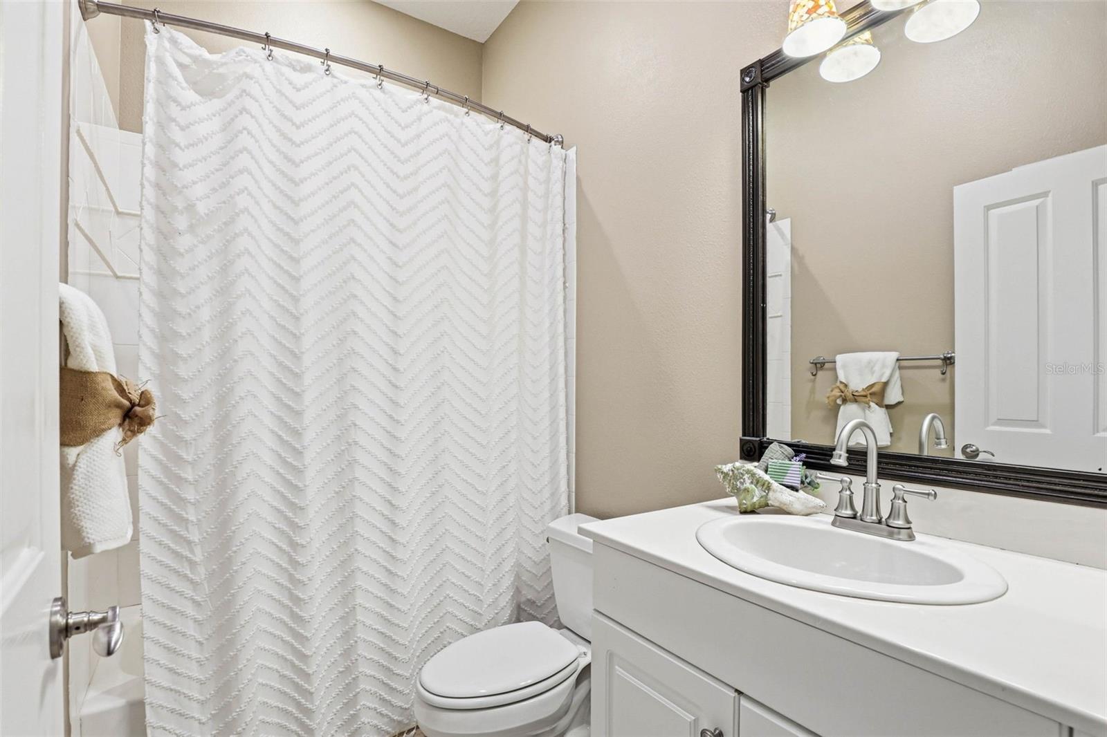 Image 36 of 65 For 16533 Hutchison Road