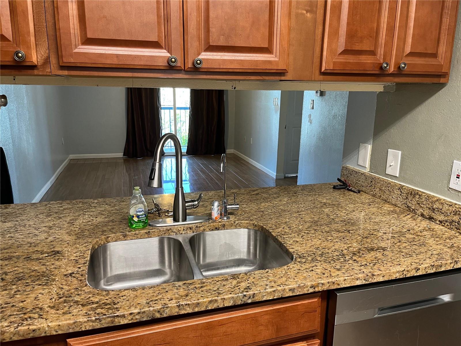 Image 3 of 19 For 5052 Terrace Club Lane 201