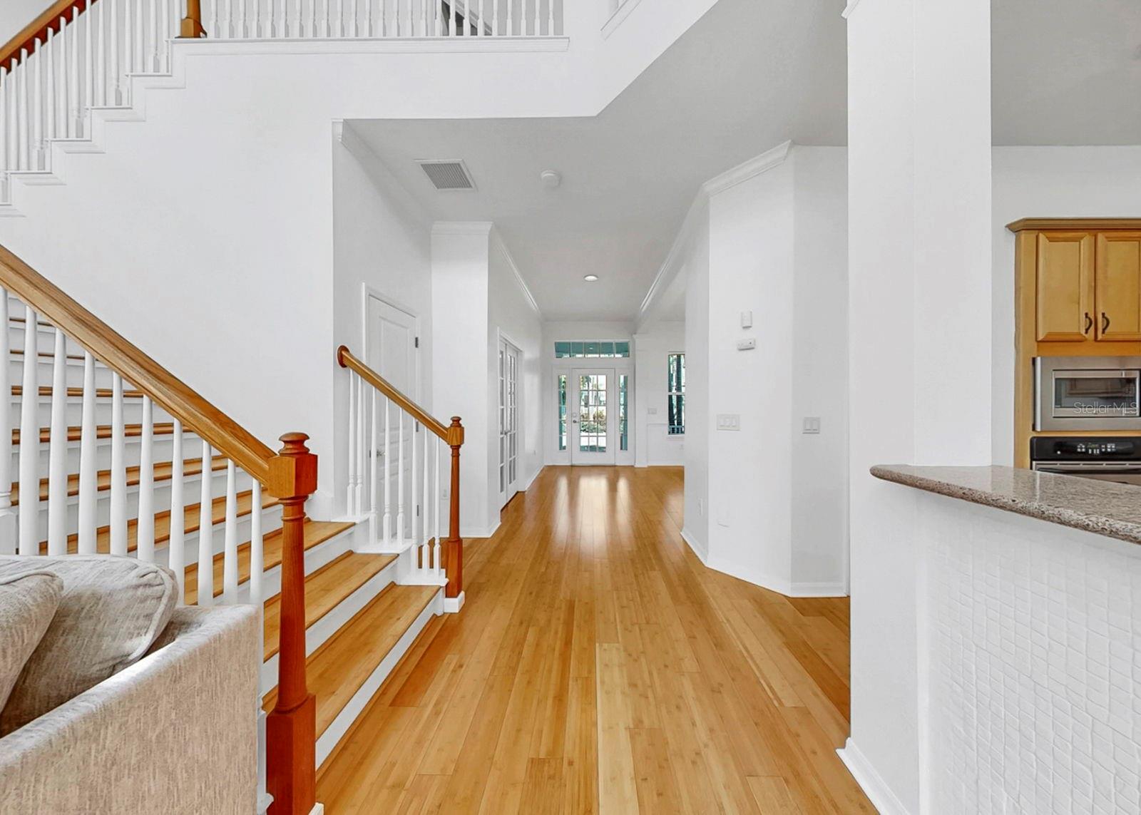 Image 13 of 96 For 435 Islebay Drive