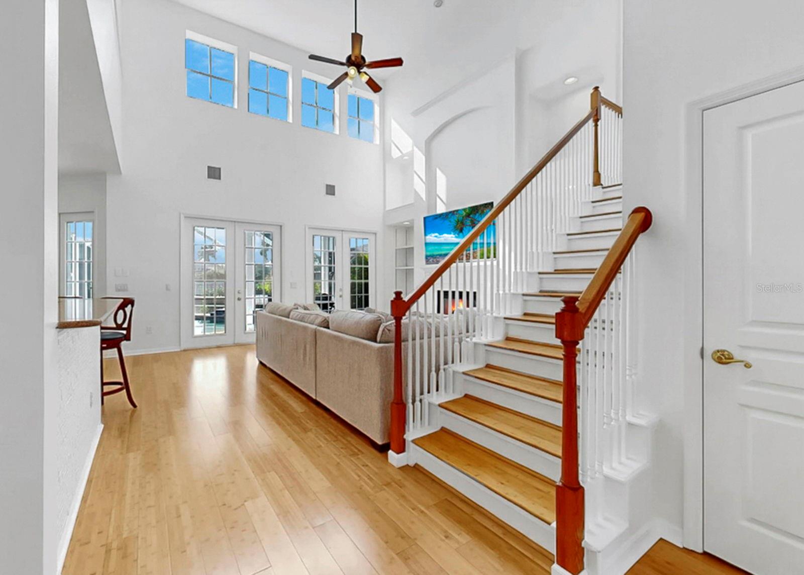 Image 14 of 96 For 435 Islebay Drive